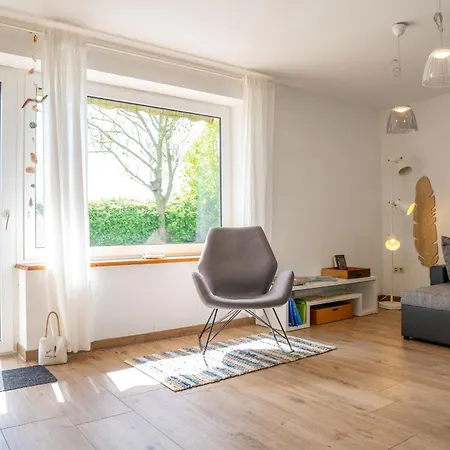 Mor Mor Hus * Böhl